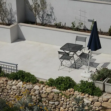 With A Parking Space - 6667 Apartamento