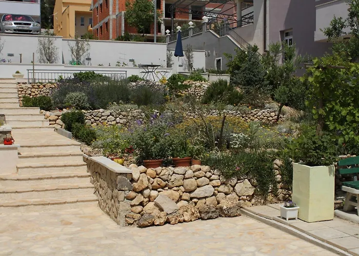 Daire With A Parking Space - 6667 Makarska