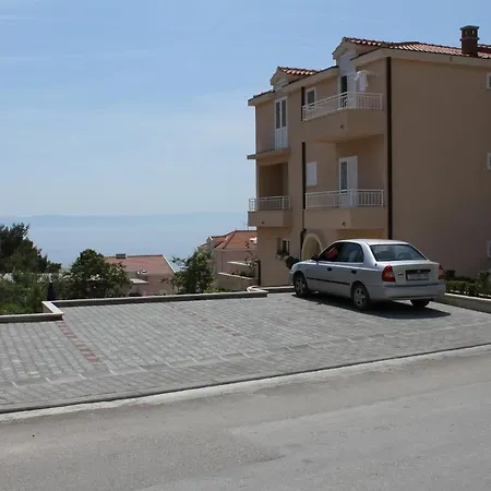 With A Parking Space - 6667 Appartement *